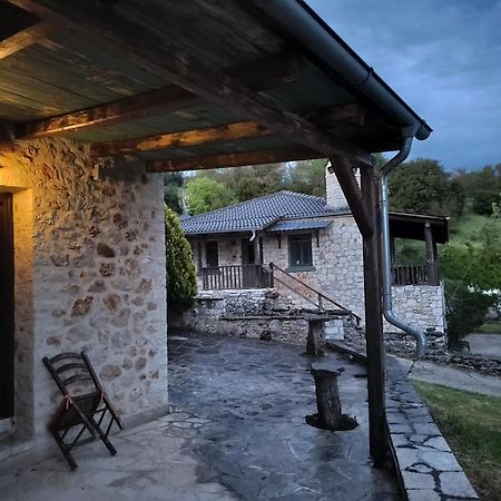 Yono'S Traditional House Ano Ravenia Exterior foto